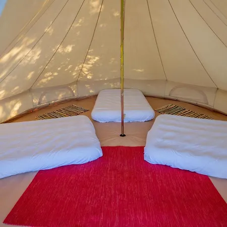 Camp Eden Пенрит